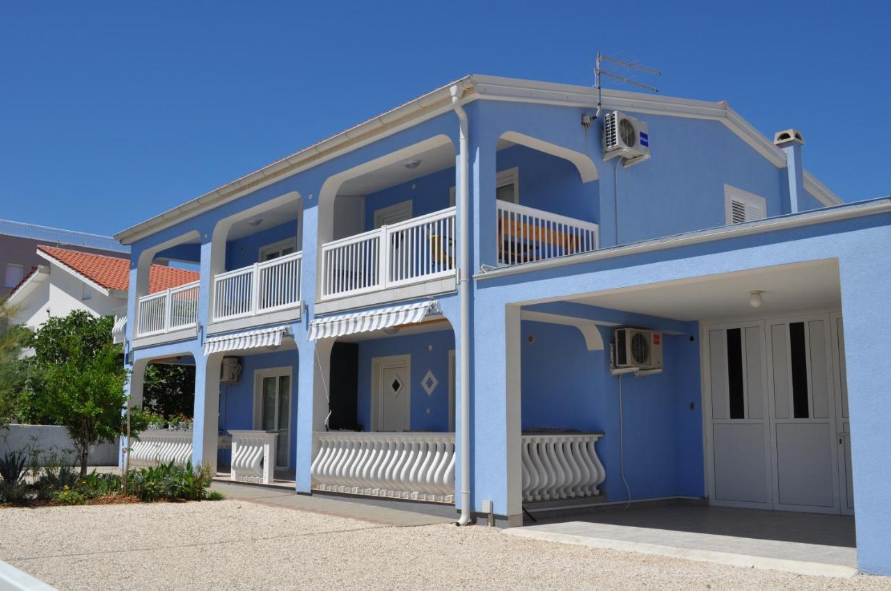 Marina Apartments Vir Exterior foto
