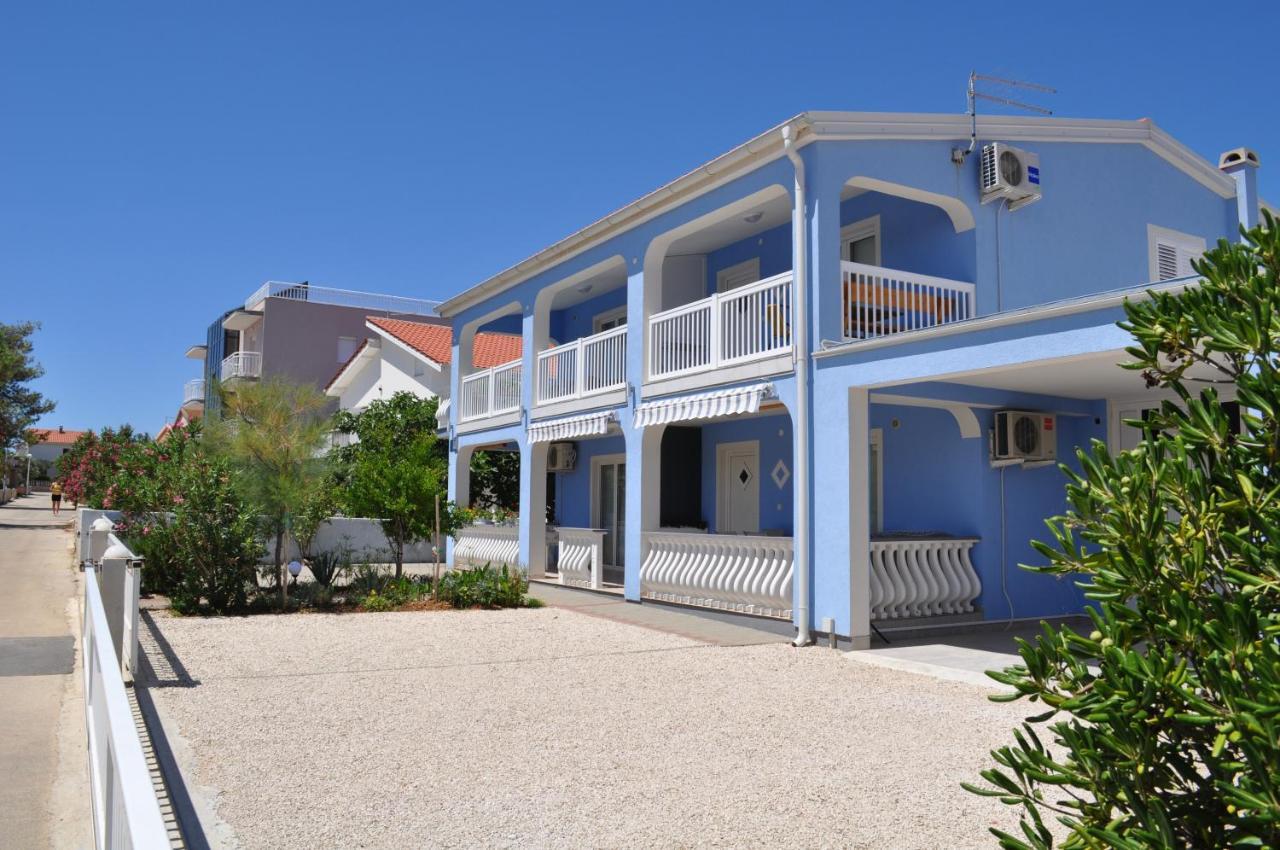 Marina Apartments Vir Exterior foto